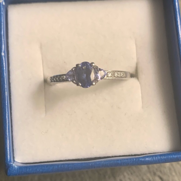 Genuine oval & trillion cut tanzanite zircon ring - Picture 2 of 14